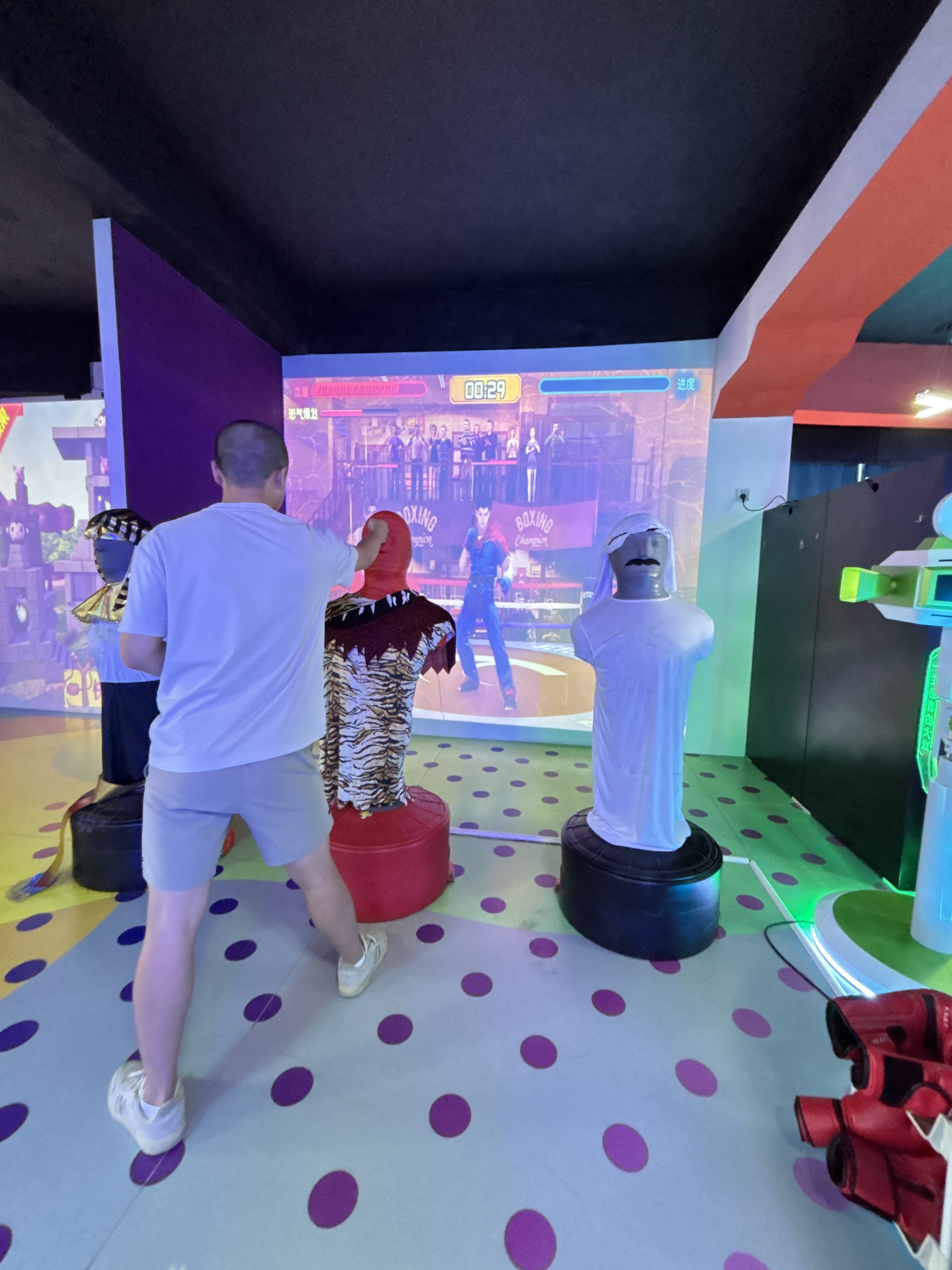 Best-Selling Coin-Operated Multi-Player Dynamic Boxing Arcade Game Equipment for Large Amusement Malls