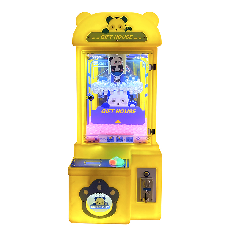 New Mini Panda Boutique Crane Machine Small Plastic Toy Clip Coin Clipper Music Doll Machine Car Clip New Design Machine