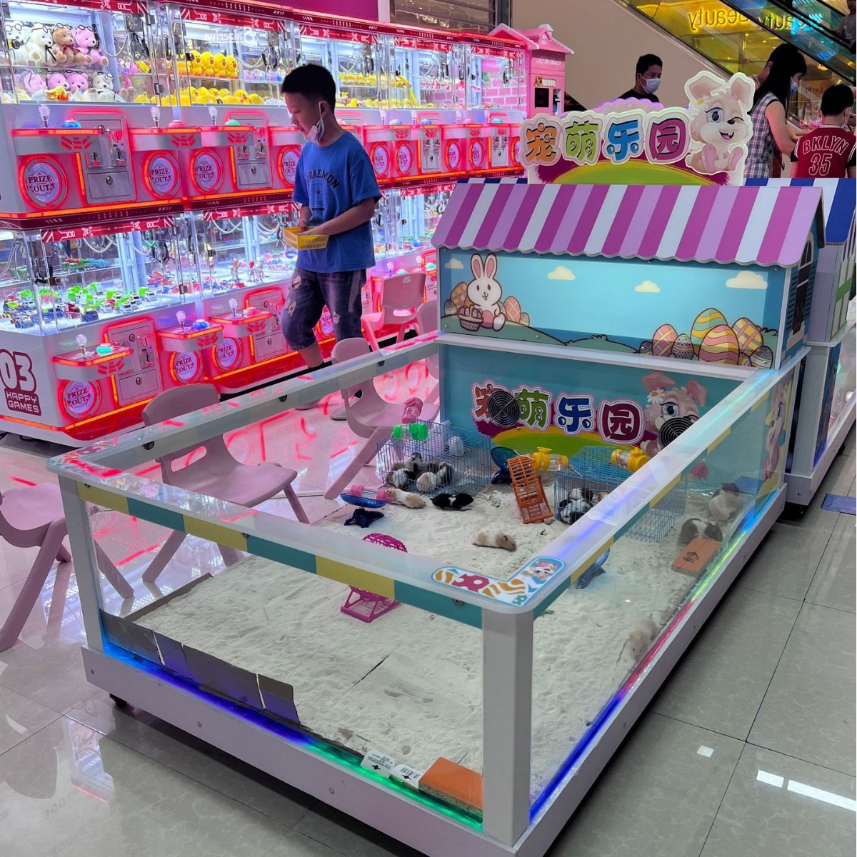 Children's Fish Catching Pool Cute Pet Pool Mall Amusement Milk Feeding Fish Tank Commercial Use Baby Bottle Design