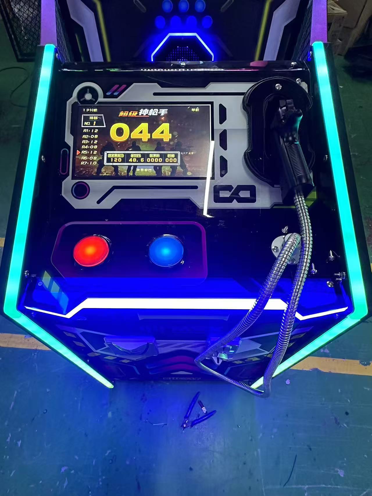 High-quality Indoor VR Crazy Shooter Laser Shooting Arcade Machine with Coin Operation and 1 Year Warranty