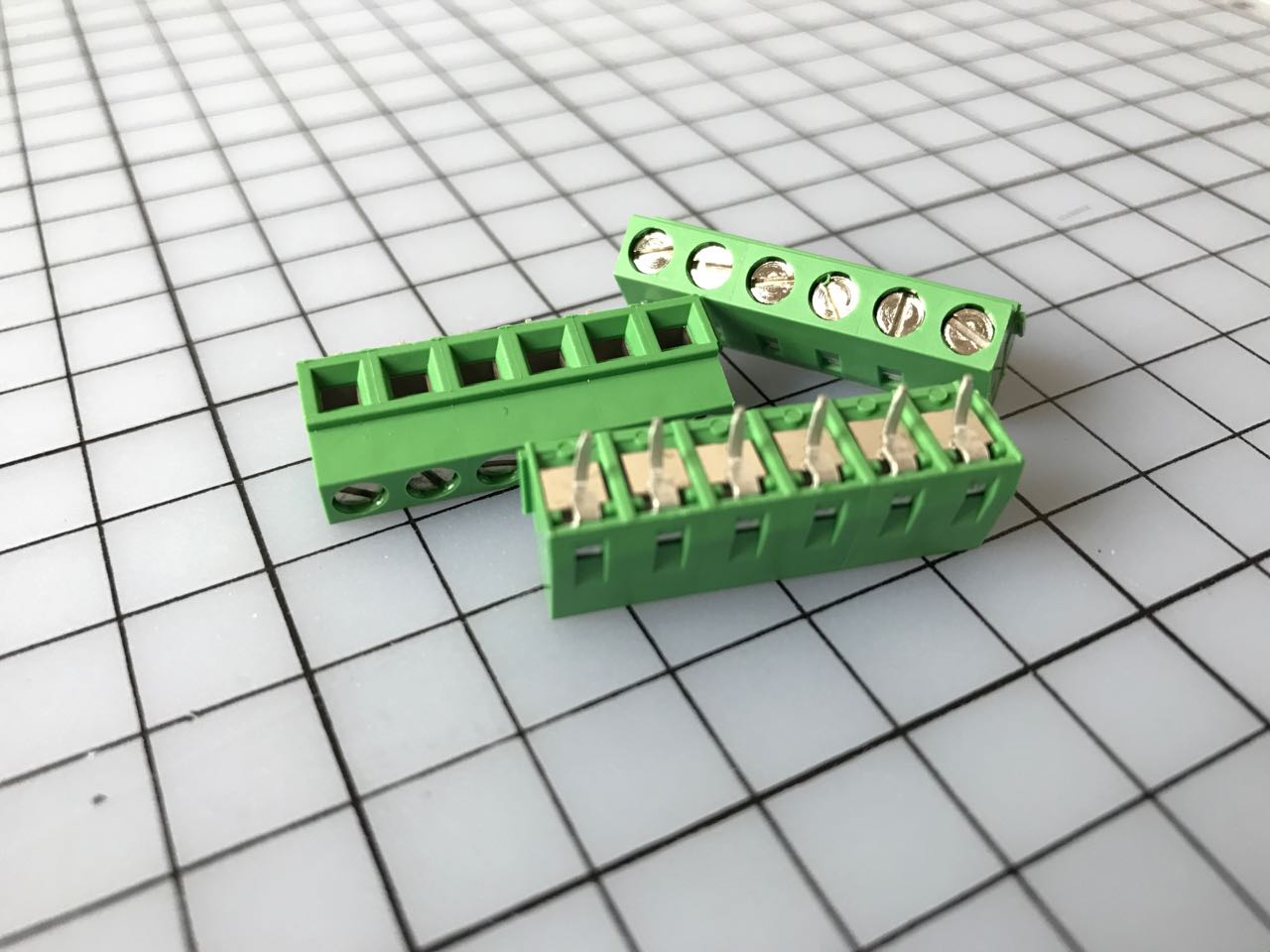 282836-6 TE Fixed Terminal Blocks 5.0MM PCB MOUNT 6P