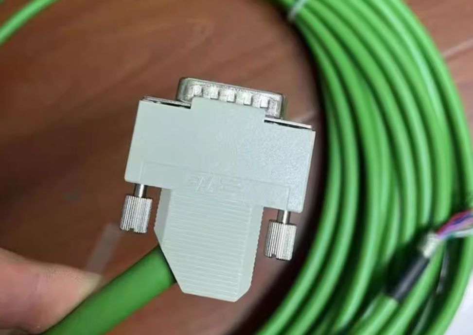 6FX8002-5DS36-1BF0	Siemens 6FX5002 series cable brand new original