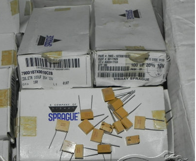 790D107X0010C28 SPRAGUE 10v100uf 7*11*12MM