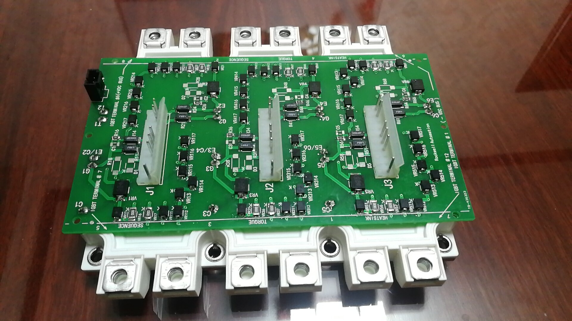 AB700  AB700 179527-A02