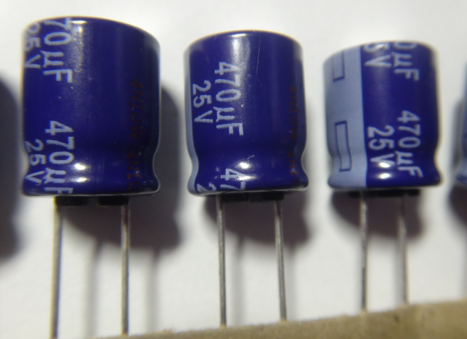 ECA-1EM471B Panasonic 470µF 25V Aluminum Capacitors Radial, Can 2000 Hrs @ 85°C