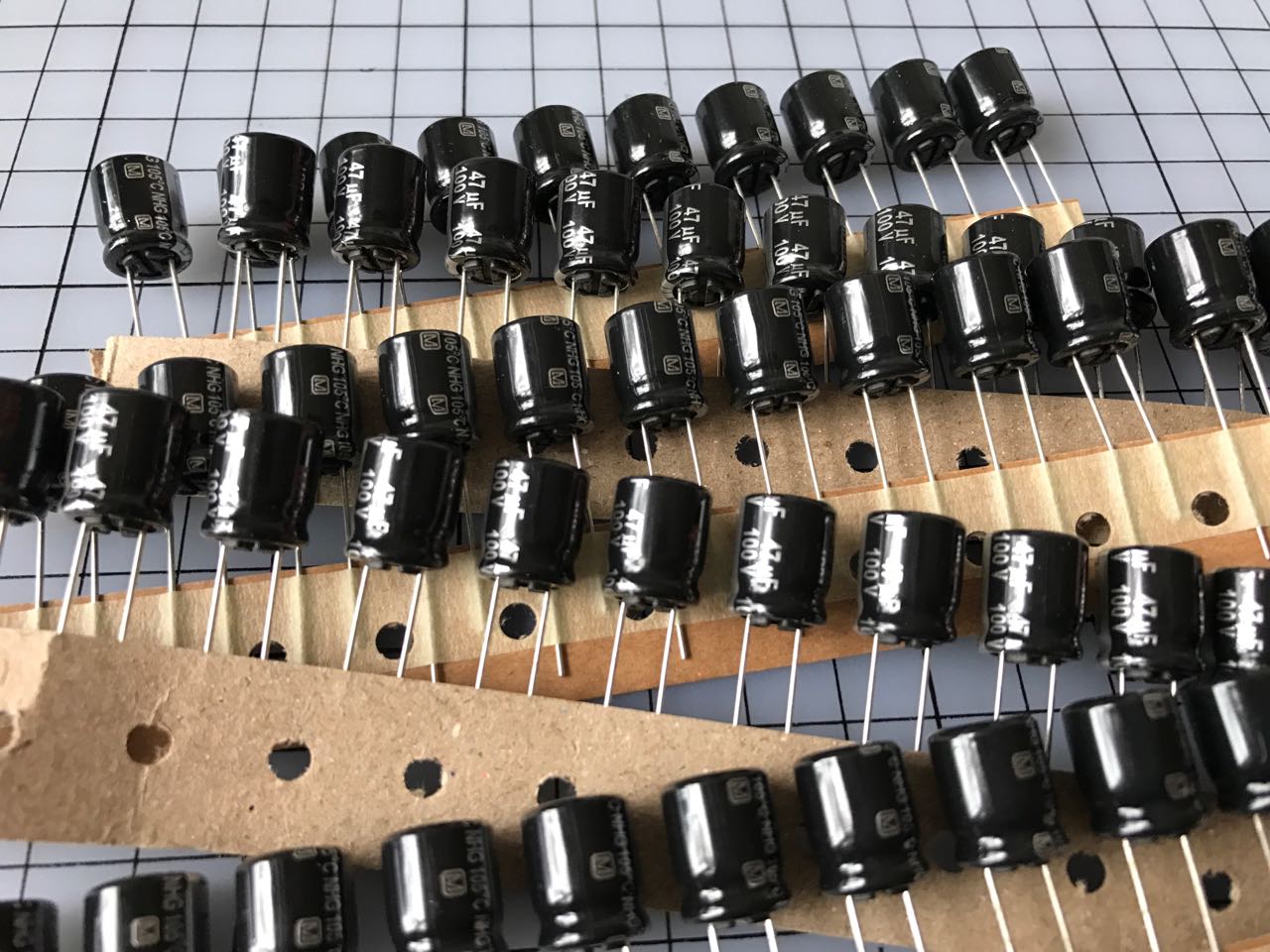 ECA-2AHG470B Panasonic Aluminum Electrolytic Capacitors - Leaded Al Lytic Cap Radial NHG Series 105C