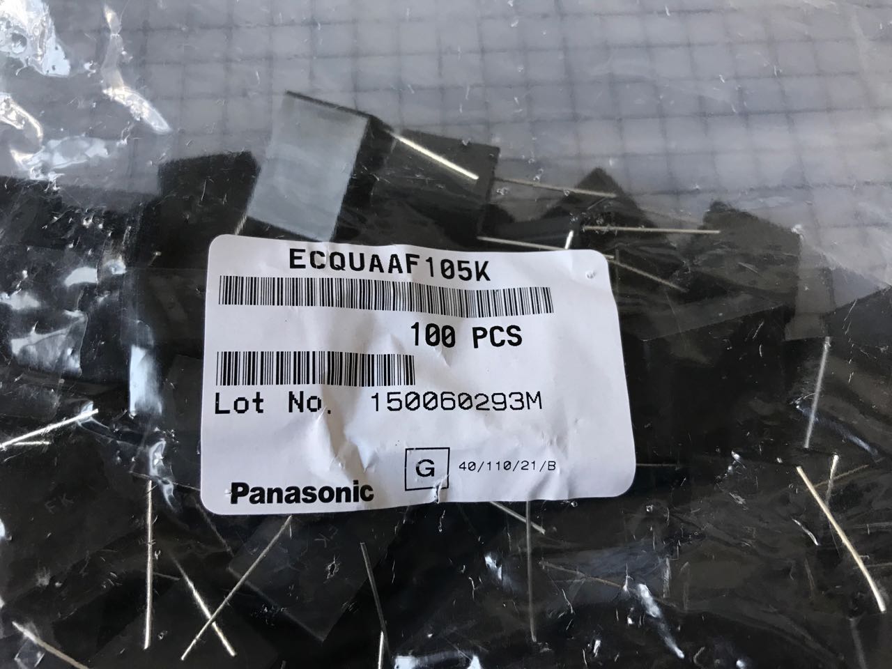 ECQ-UAAF105K Panasonic Film Capacitors 1.0uF, 275VAC, 10% X2, L/S 22.5mm