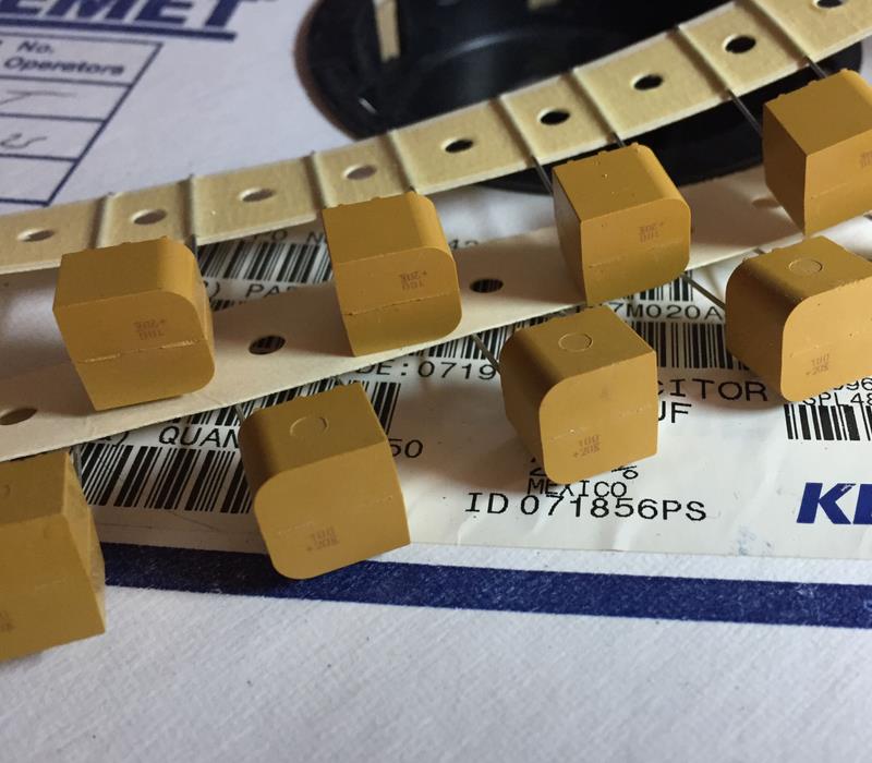 KEMET T340E107M020AS7301 100UF 20V tan Capacitor Radial