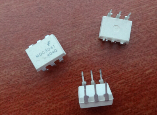 MOC3041M	ON Semiconductor/Fairchild	 OPTOISOLATOR 4.17KV TRIAC 6DIP