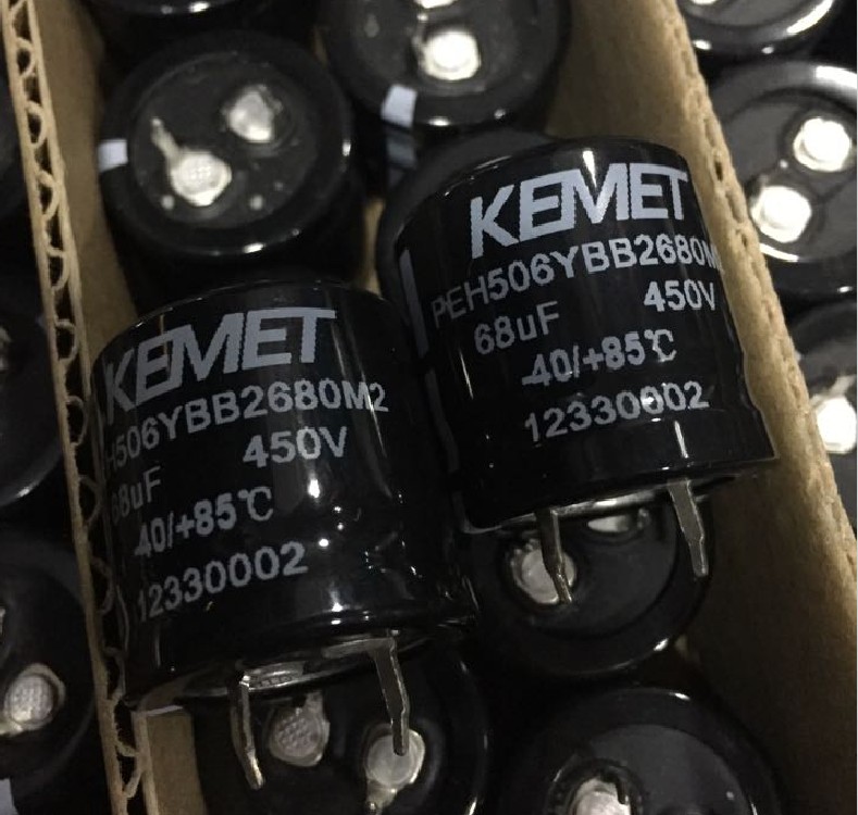 PEH506YBB2680M2 KEMET 68UF 450V 25*25MM Aluminum Capacitors Radial, Can - Snap-In