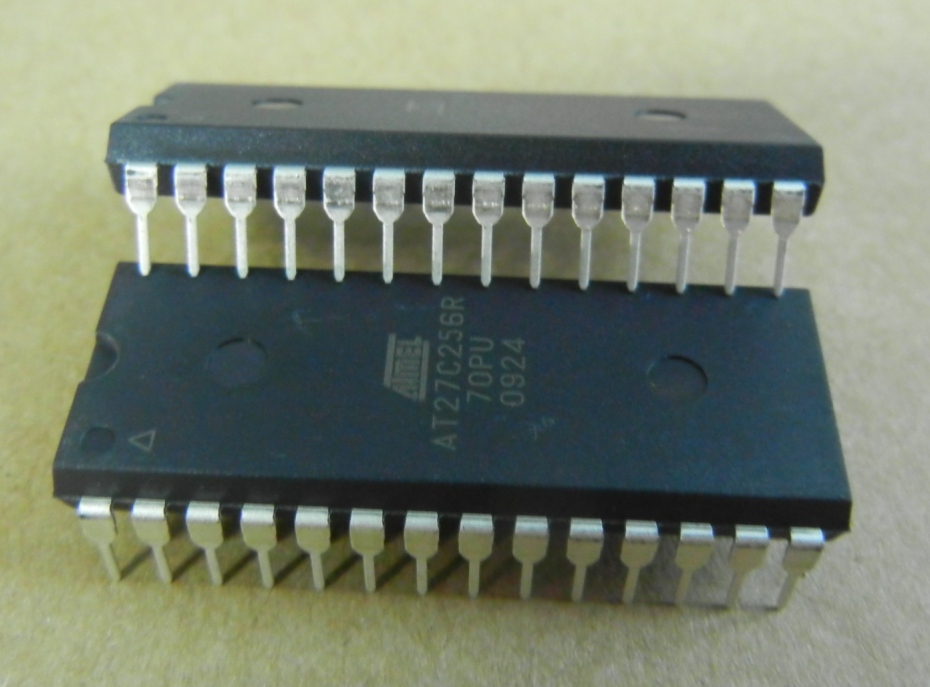Microchip Technology AT27C256R-70PU IC EPROM 256K PARALLEL 28DIP