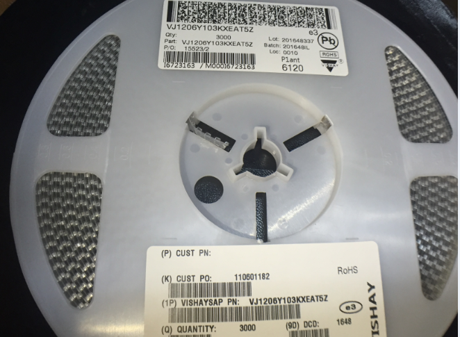 Vishay Vitramon  VJ1206Y103KXEAT5Z CAP CER 10000PF 500V X7R 1206