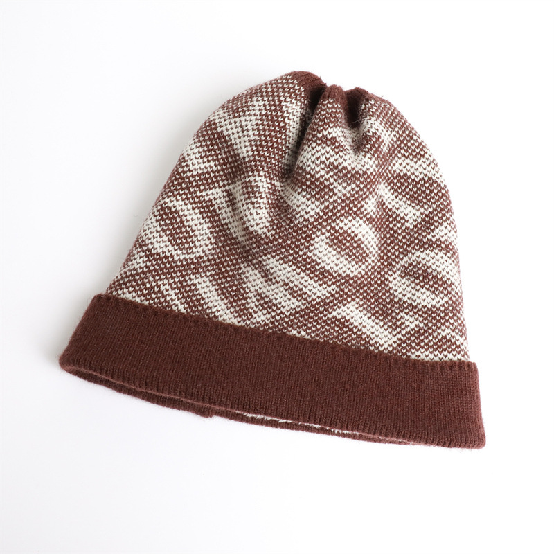 2025 Hot Sale Wholesale Fashion Winter Jacquard Knitted Hat Women Outdoor Brimless Warm Cold Hat