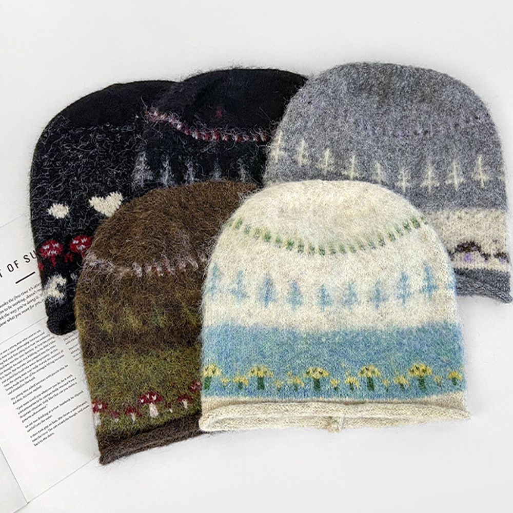 Fall/Winter Retro Roll Rim Knitted Hat Warm and Stylish for Cold Weather Cold Hat