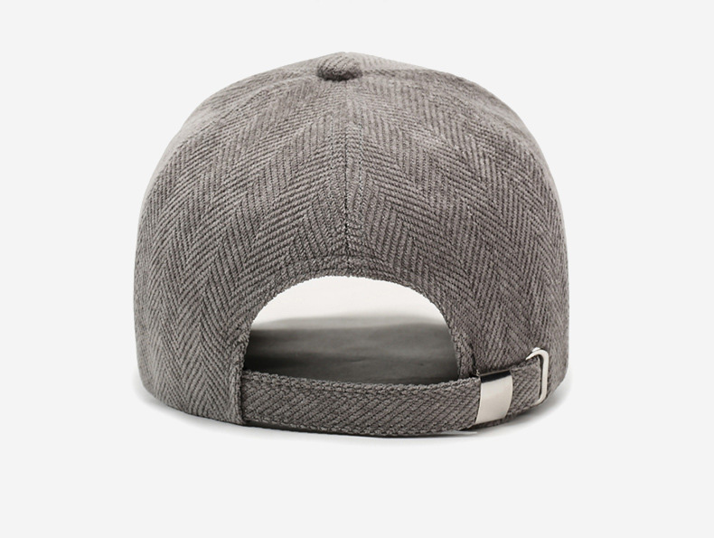 New Style Street Baseball Cap Simple Metal R logo for Outdoor Leisure and Sports Dad Hat