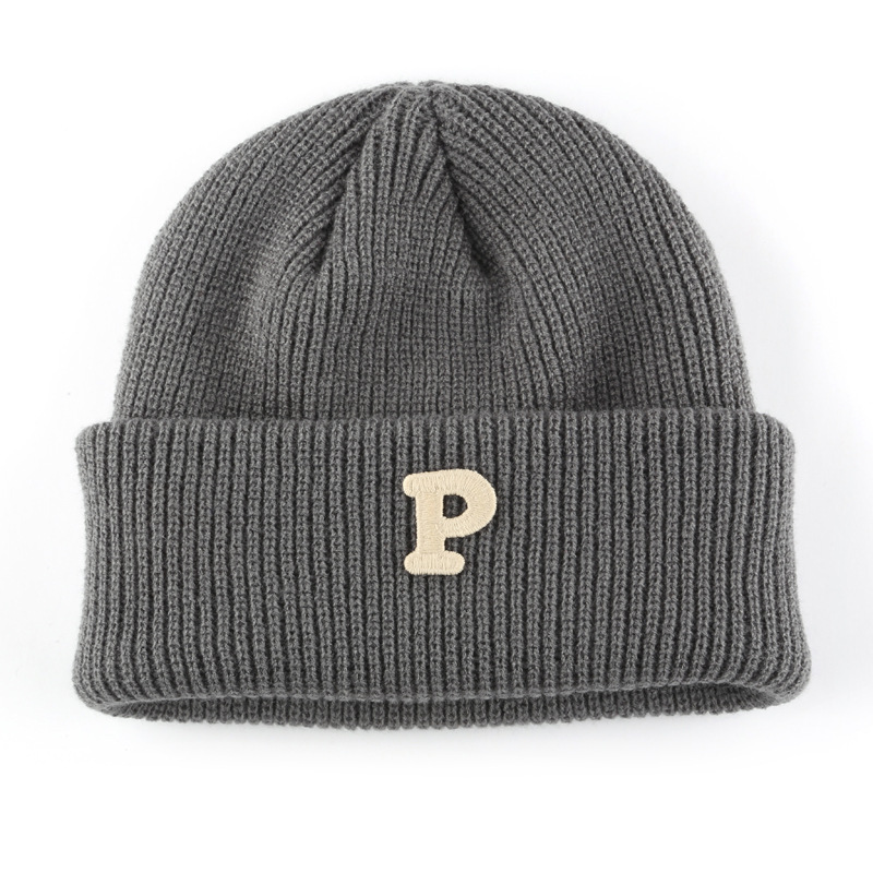 High Quality Custom Winter Warm Knit Skull Cap with P Embroidery Logo Solid Color Beanie Hats for Women-for Travel & Beach