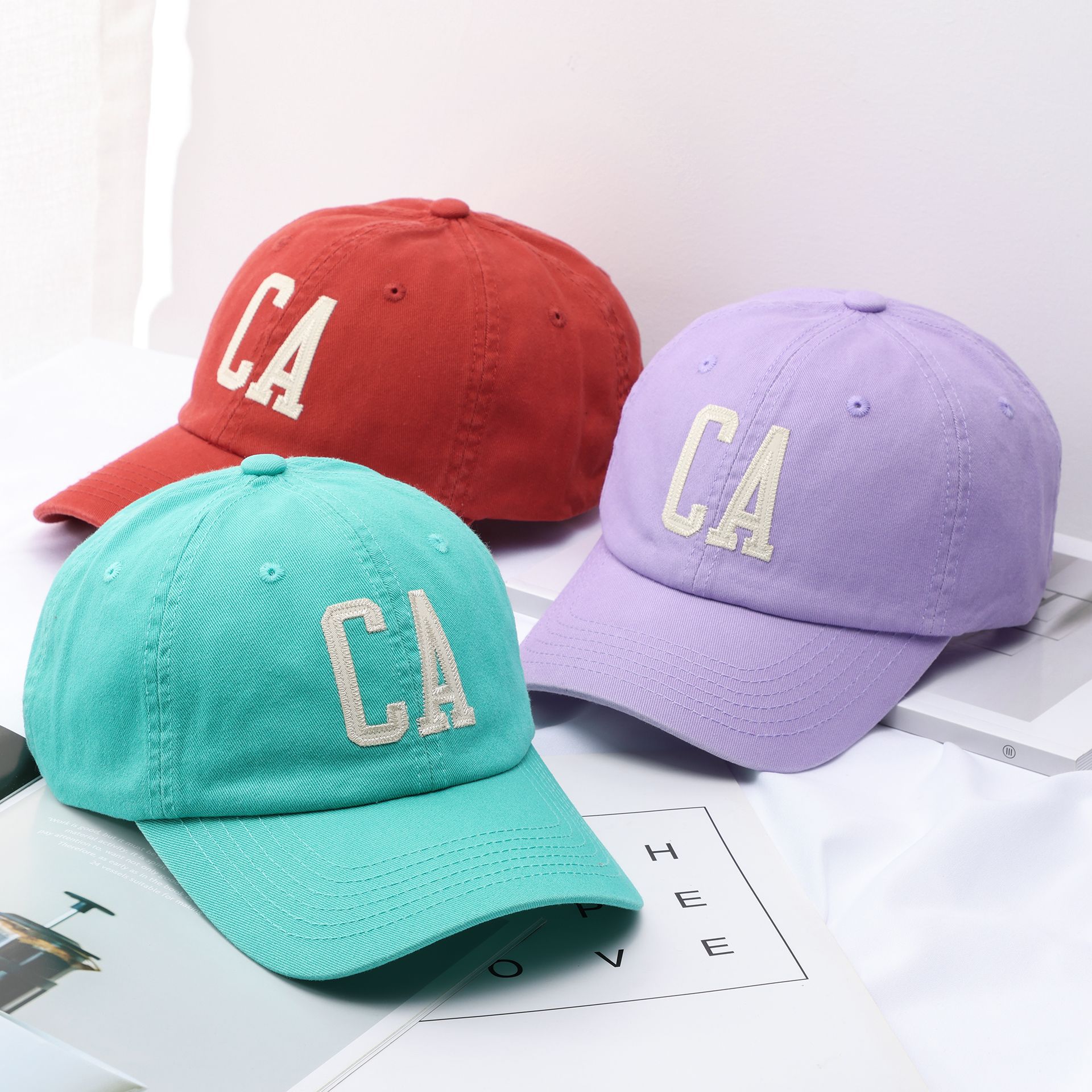 Customized High-quality CA Letter Embroidery 6-Panel Cotton Adjustable Sporty Fashionable Unisex Four Seasons Baseball Cap