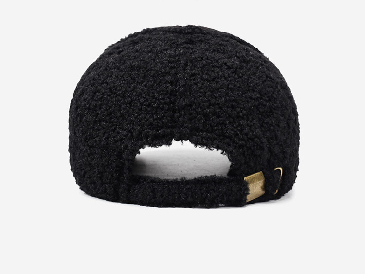 New Winter and Autumn 6-Panel Baseball Cap for Ladies-Letter Pattern Thick Warm Fashionable Street Wear