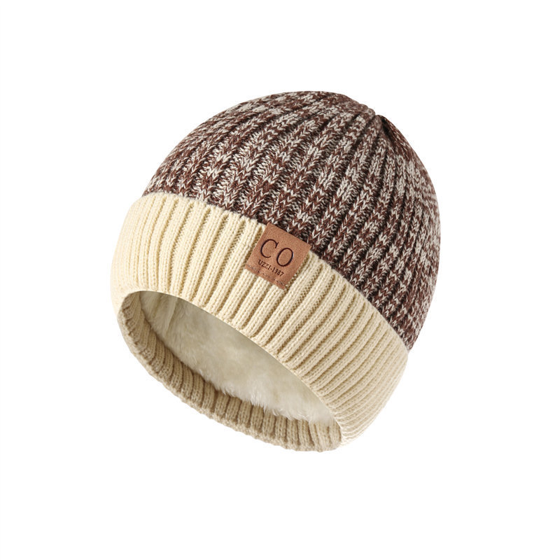 Fall/Winter Style Letter logo Knitted Hat with Added Insulation and Thick Ear Protectors Head Covering Hat