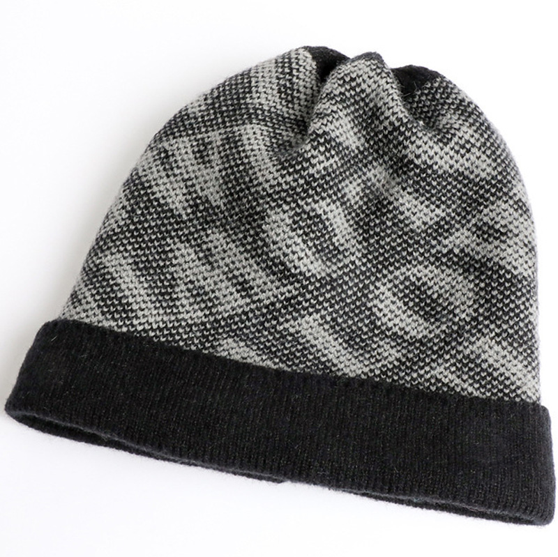 2025 Hot Sale Wholesale Fashion Winter Jacquard Knitted Hat Women Outdoor Brimless Warm Cold Hat
