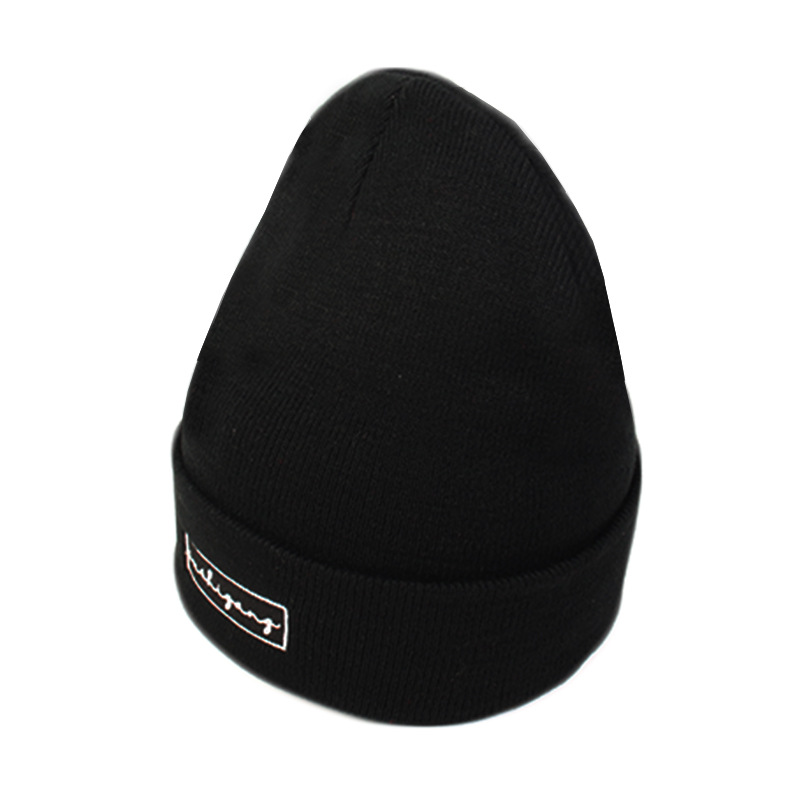 Unisex Winter Jacquard Embroidered Beanie Warm Acrylic Cuffless Knitted Hat for Daily Outdoor Ski Beach Factory Supplies Travel