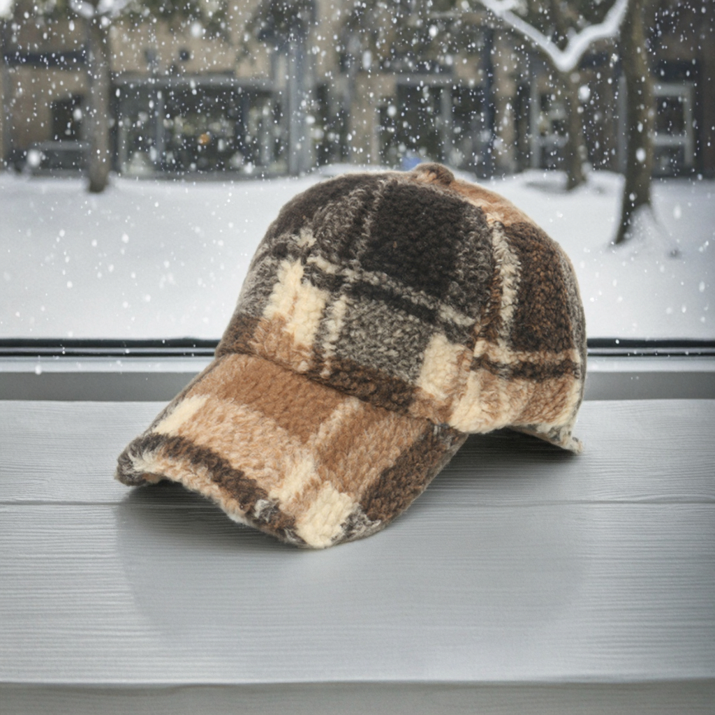 New Wool Baseball Cap - High-quality for Autumn and Winter - Checkered Suitable for Outdoor Baseball Caps and Golf Caps