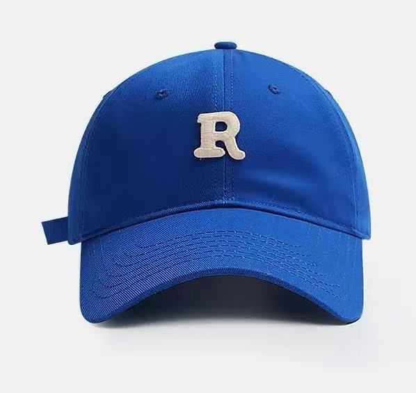 Fall/Winter Men's and Women's Fashion Retro R Letter Embroidered Baseball Cap for Outdoor Sports and Travel Baseball Cap