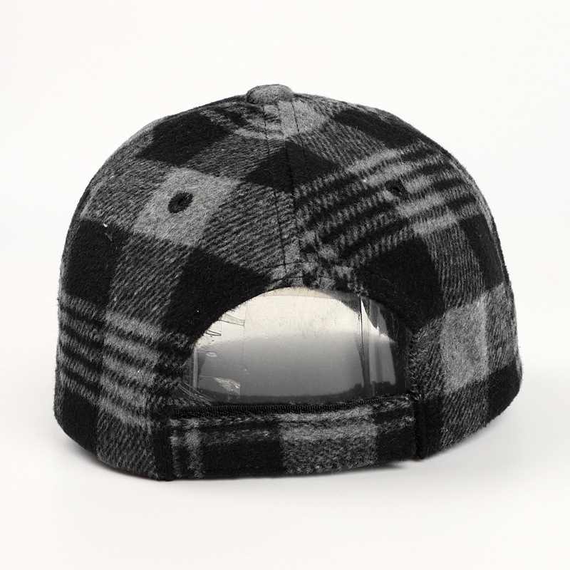 Customized High Quality 6-Panel Baseball Cap Autumn/Winter Checkered Woolen Dad Hat for Men Women Fashionable Velcro Adjustable