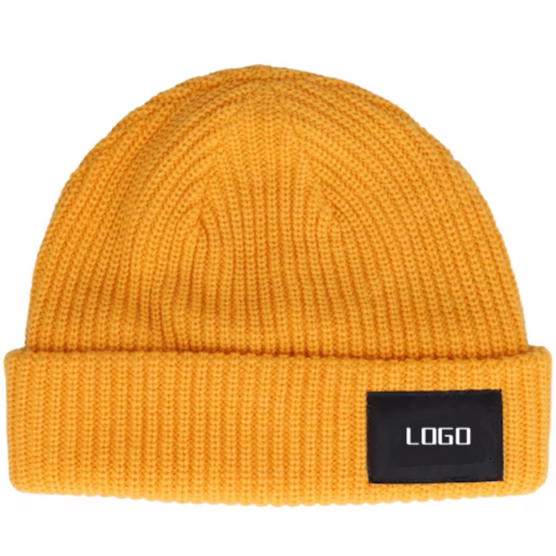 High Quality Classic Yellow Warm Knit Cap with Pom Soft Cuff Beanie Custom Logo Winter Hats for Women Men for Daily Travel Use