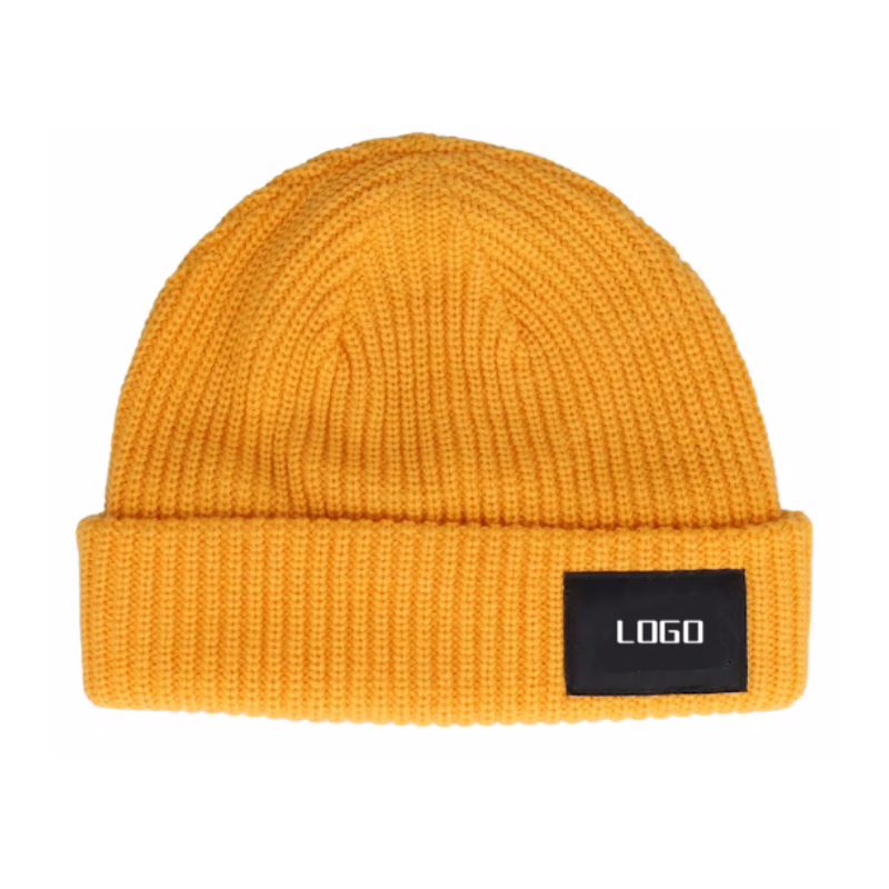 High Quality Classic Yellow Warm Knit Cap with Pom Soft Cuff Beanie Custom Logo Winter Hats for Women Men for Daily Travel Use