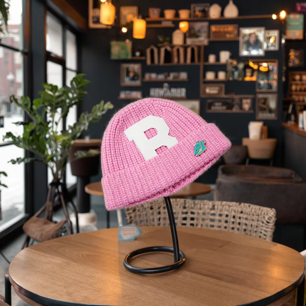 Wholesale Unisex Winter Warm Beanie Hat New Knitted Cap for Men and Women for Outdoor Use