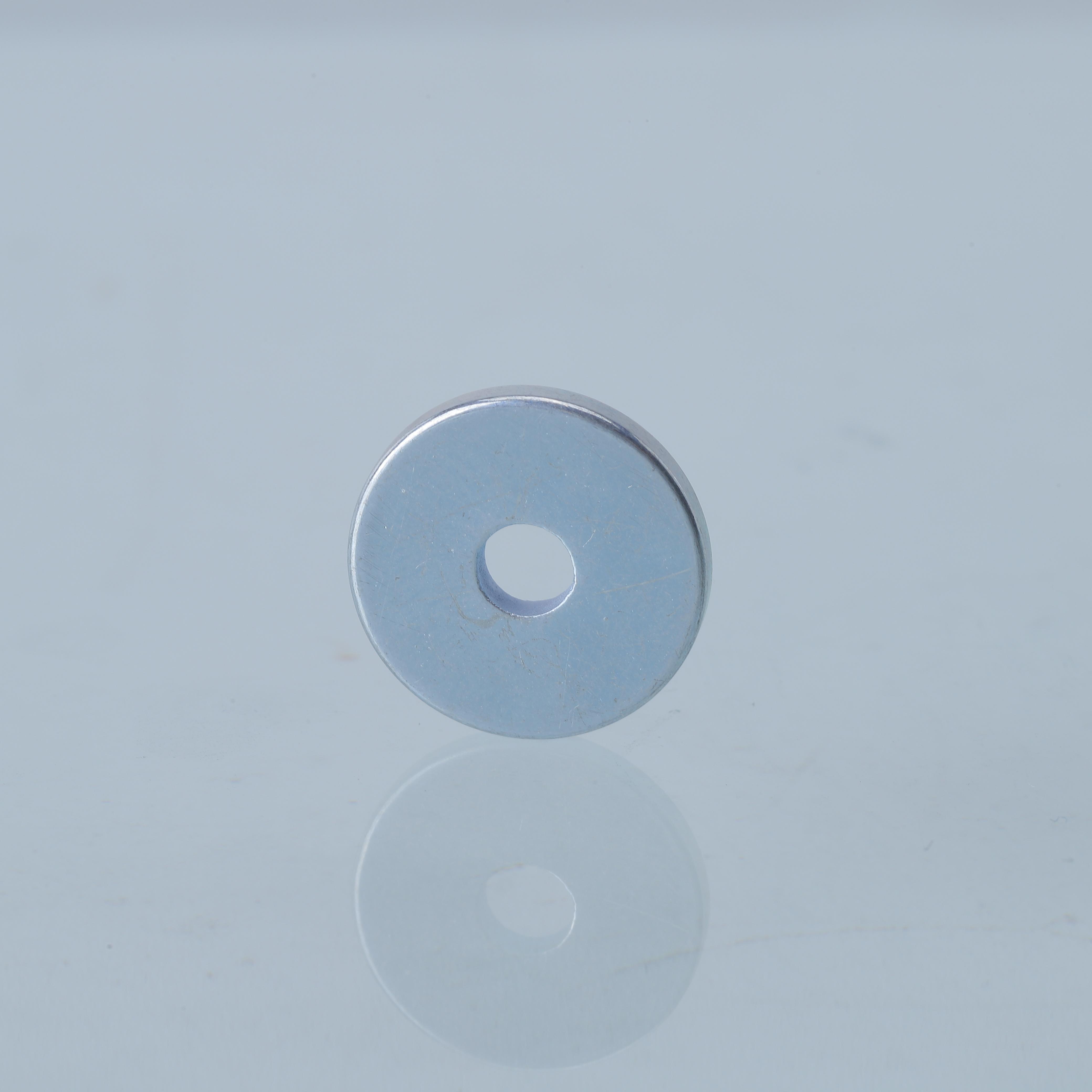 Ring-shaped NdFeB permanent magnet