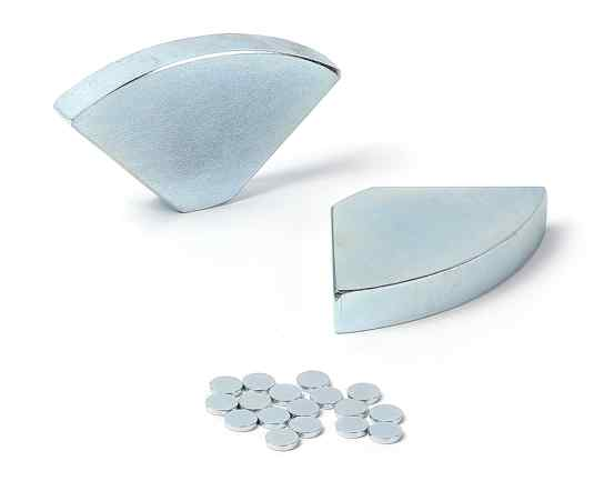 Fan-shaped blue and white coated magnet