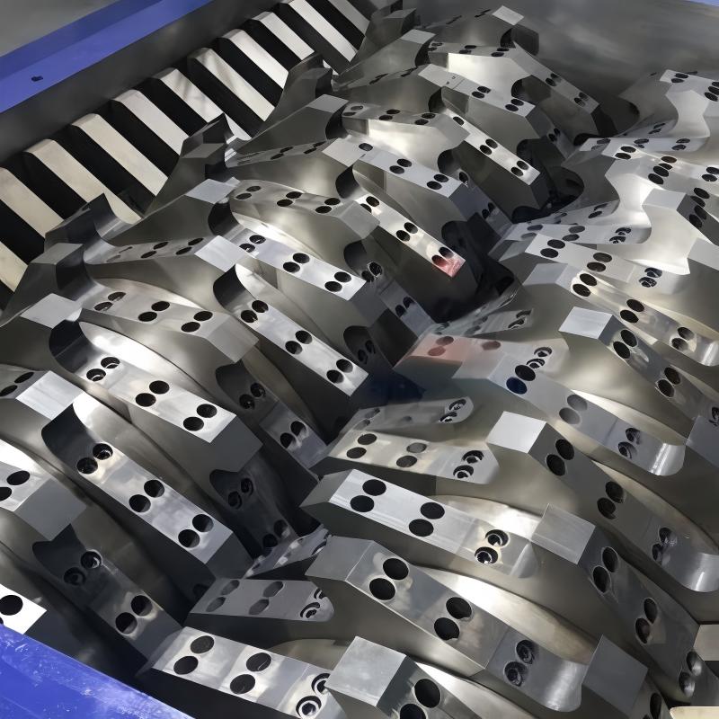 金属压块撕碎机