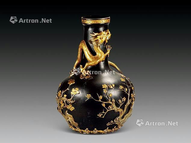 铜鎏金银岁寒三友龙纹赏瓶（清乾隆）