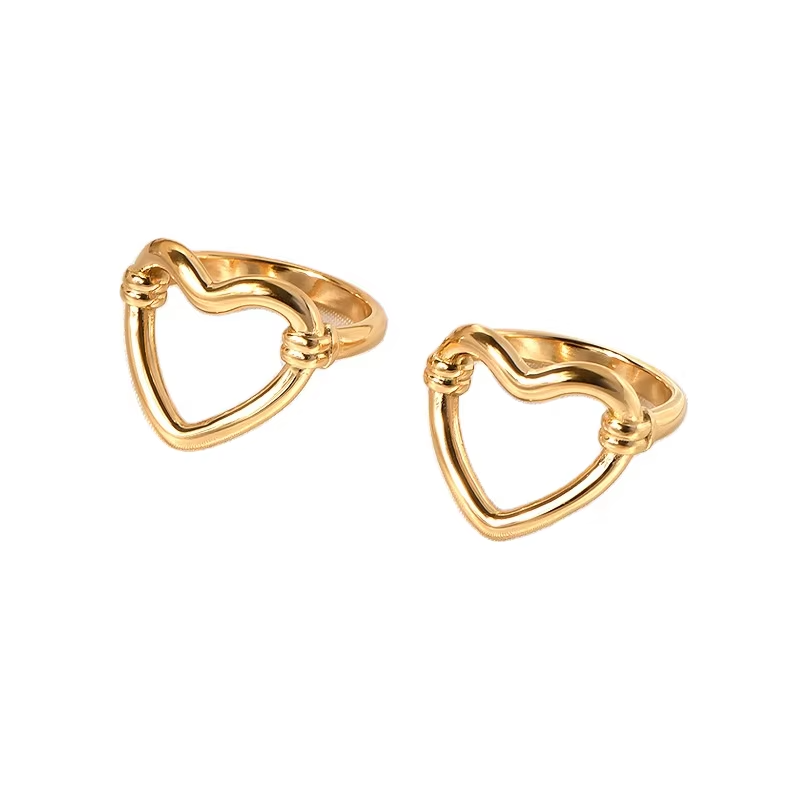 18K Gold Plated Hollow Out Heart Finger Ring – Stainless Steel Dainty Jewelry for Women