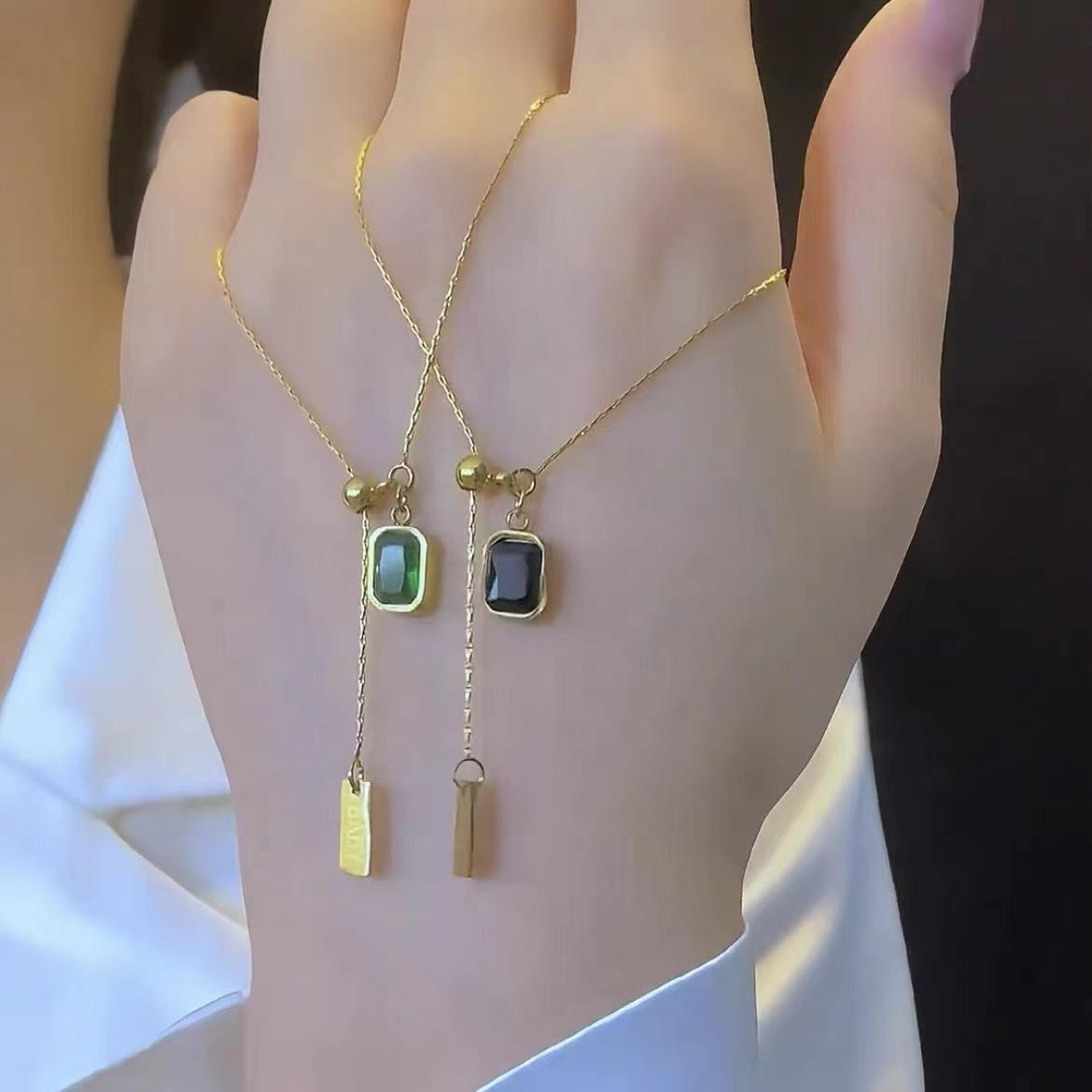 Adjustable Gemstone Pendant Necklace Bracelet – Dual-Wear Green & Black Crystal Jewelry for Women