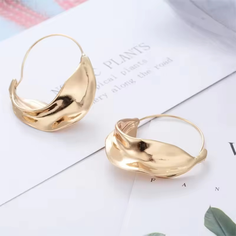 Bohemian Style Luxury Earrings Women Earring Simple Irregular Stainless Steel Hoop Flower Basket Women Earrings