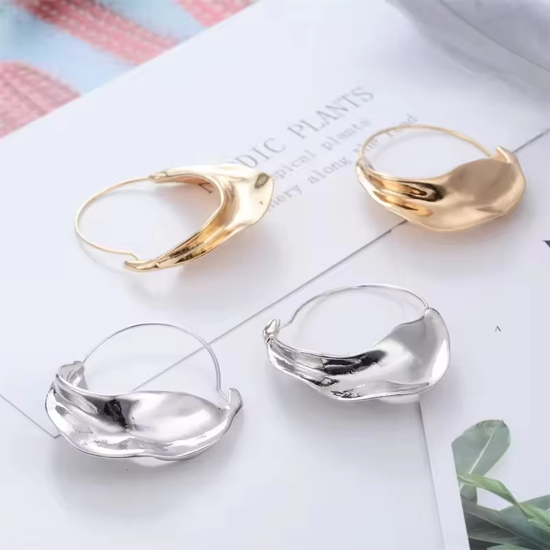 Bohemian Style Luxury Earrings Women Earring Simple Irregular Stainless Steel Hoop Flower Basket Women Earrings