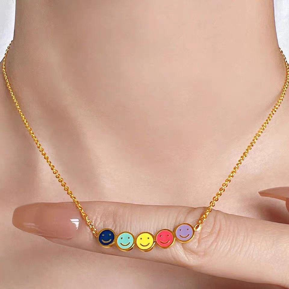 Colorful Smiley Face Necklace – Fun Enamel Pendant on Gold Chain, Trendy Gift