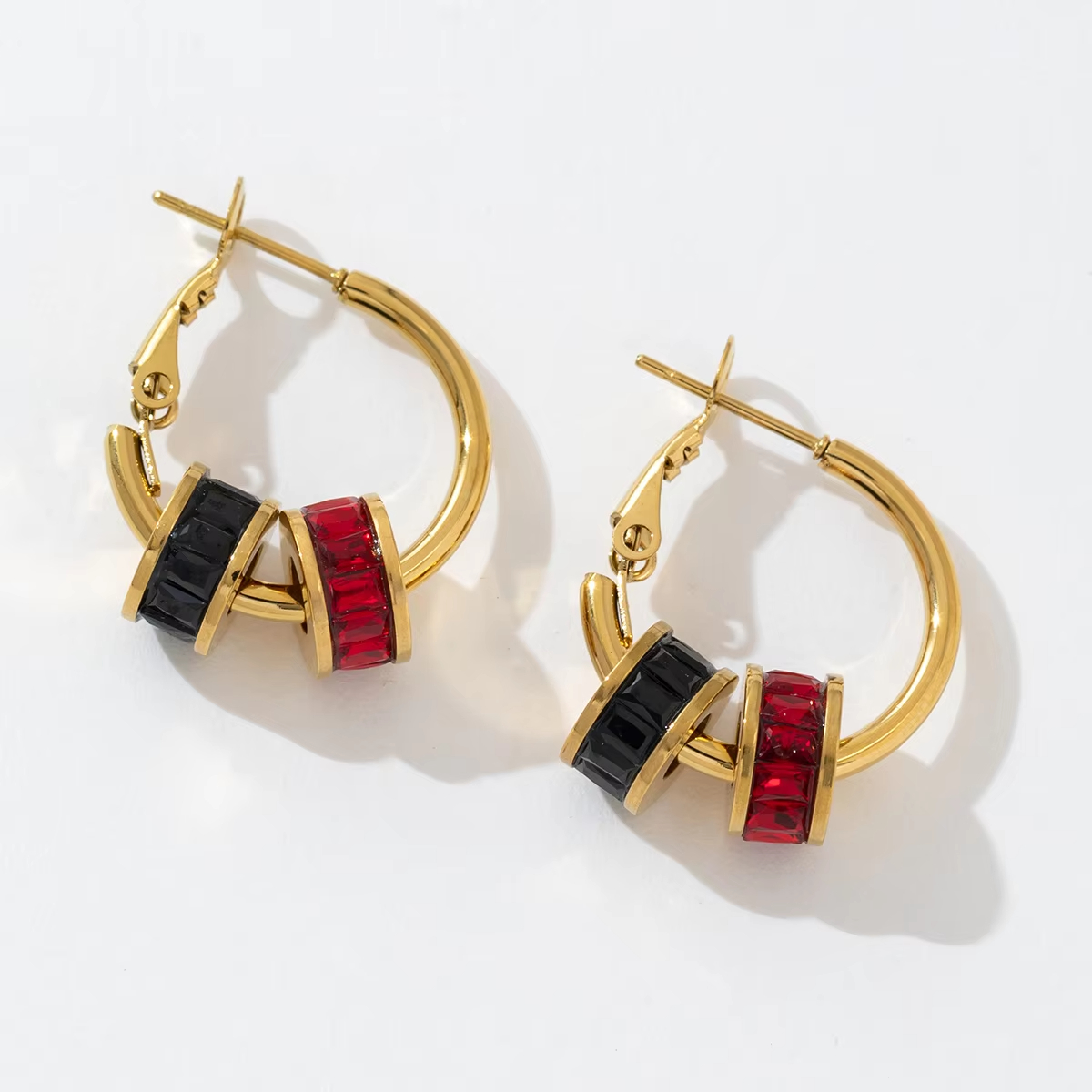 Custom New Design 316L Stainless Steel Multicolored CZ Hoop Earrings Jewelry 18K PVD Gold Waterproof Hypoallergenic