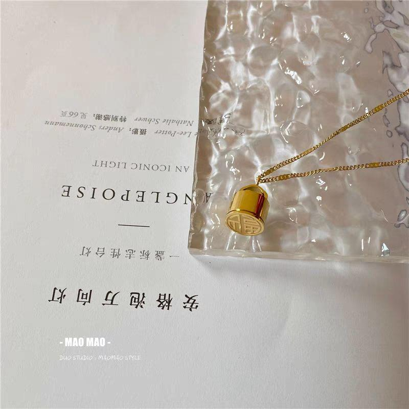 Cylinder Charm Necklace – Modern Gold Fashion Jewelry for Women