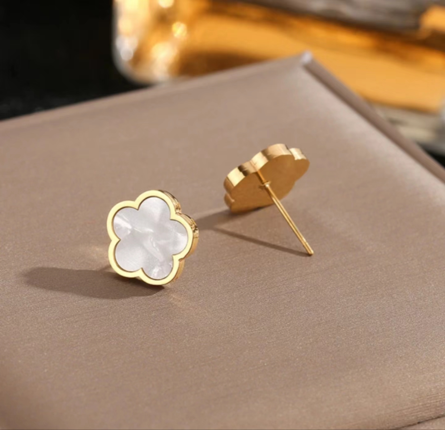 Elegant White Mother of Pearl Clover Stud Earrings for Women - Gold Plated Stainless Steel Four Leaf Design for Elegant Daily or Formal Wear