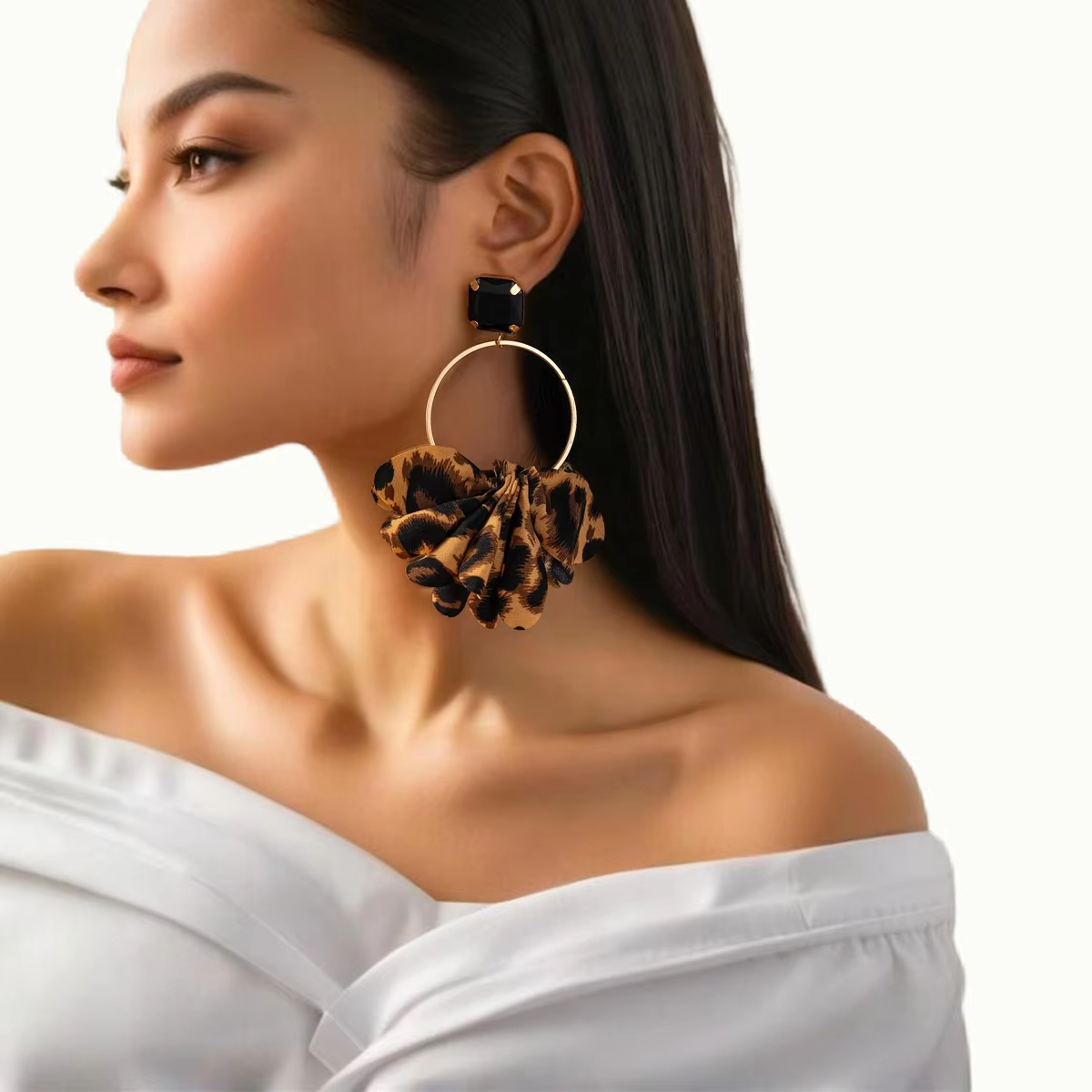 Ethnic Style Acrylic Fabric Art Leopard Earrings for Women Trendy Ladies Daily Street Hanging Hoop Earrings Fashion Jewelry Gift
