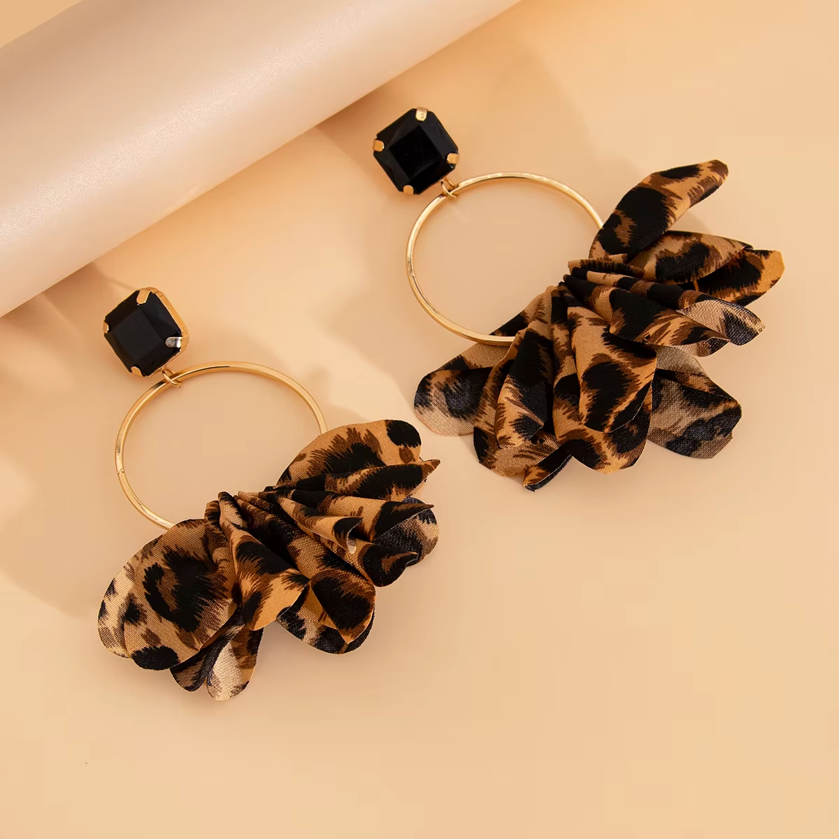 Ethnic Style Acrylic Fabric Art Leopard Earrings for Women Trendy Ladies Daily Street Hanging Hoop Earrings Fashion Jewelry Gift