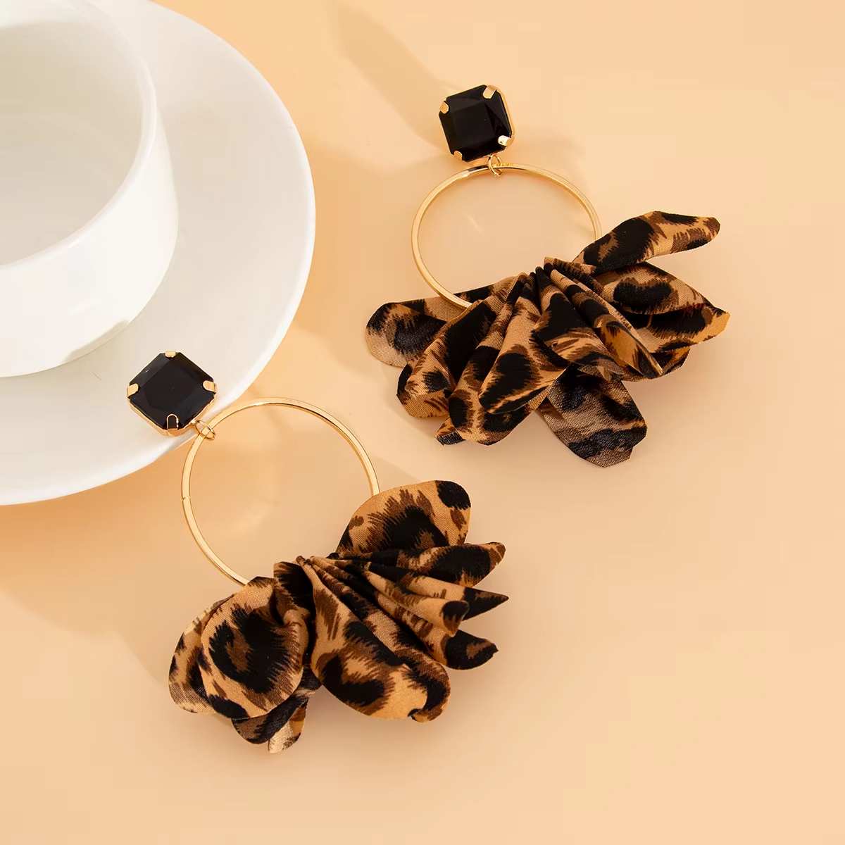 Ethnic Style Acrylic Fabric Art Leopard Earrings for Women Trendy Ladies Daily Street Hanging Hoop Earrings Fashion Jewelry Gift