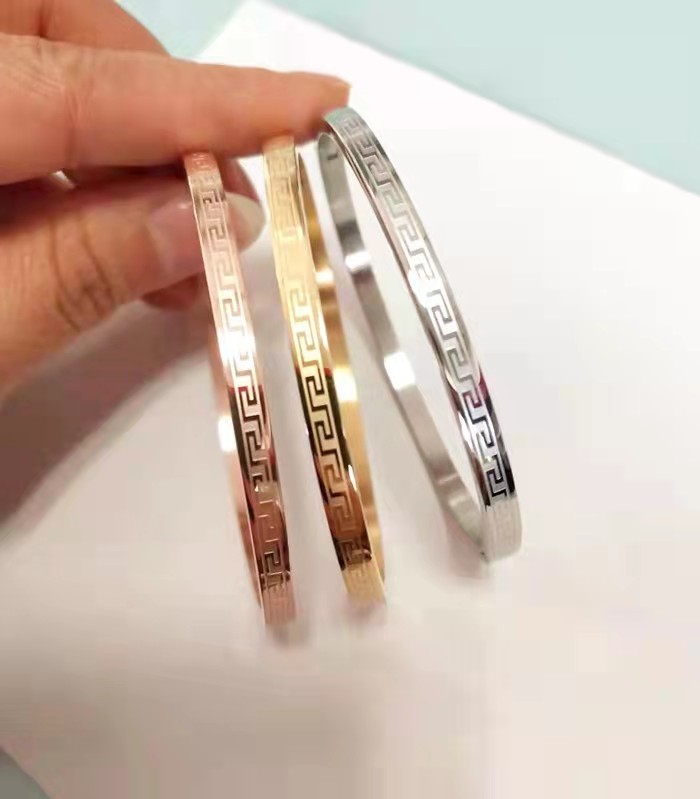 Factory Direct Supply Fine Bracelet Does Not Fade 4mm Stainless Steel Bracelet Lettering Bangles Bracelet