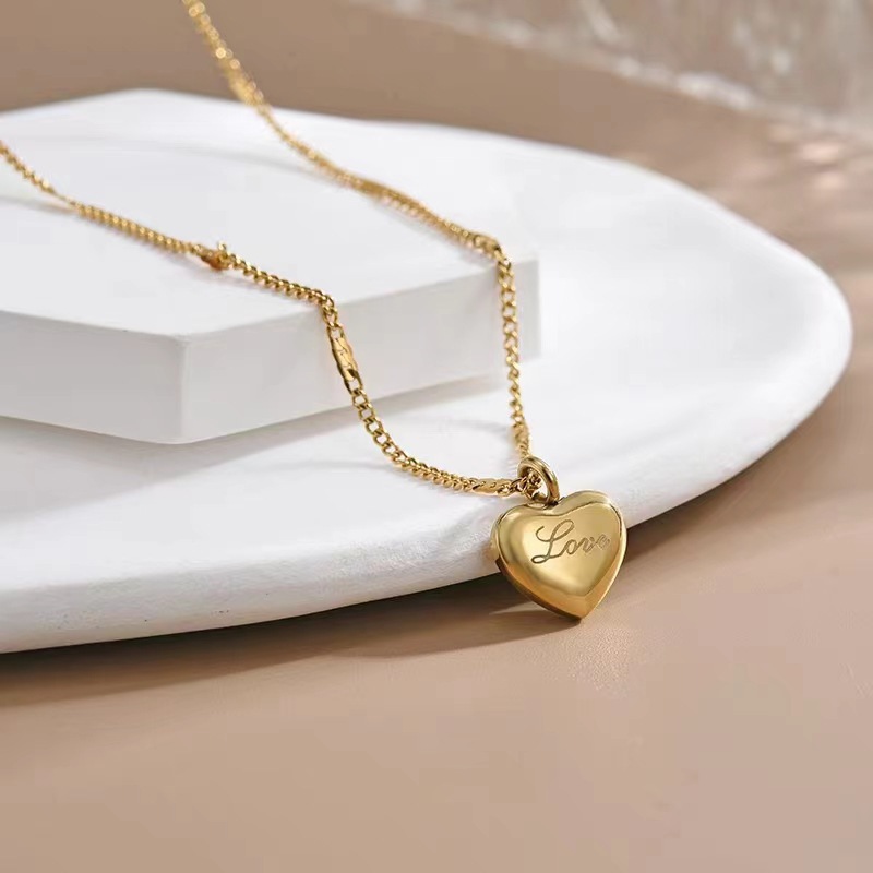 Factory Wholesale Stainless Steel 18K Gold Love Heart Pendant Necklace Rope Chain Female Peach for Anniversary Jewelry