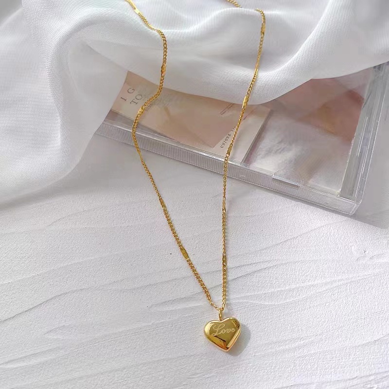 Factory Wholesale Stainless Steel 18K Gold Love Heart Pendant Necklace Rope Chain Female Peach for Anniversary Jewelry