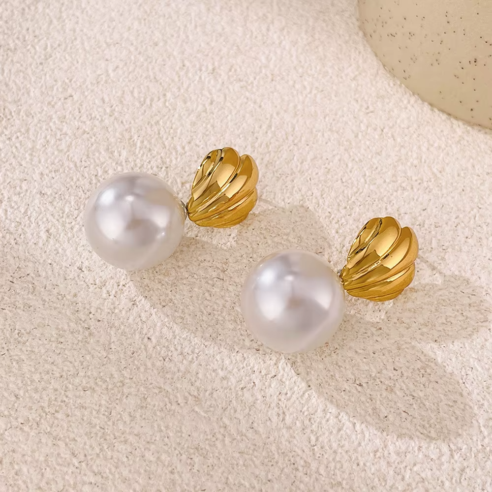 French Style Gold Plated Retro Titanium Steel Pearl Drop Earrings for Women Stainless Steel Shell Jewelry